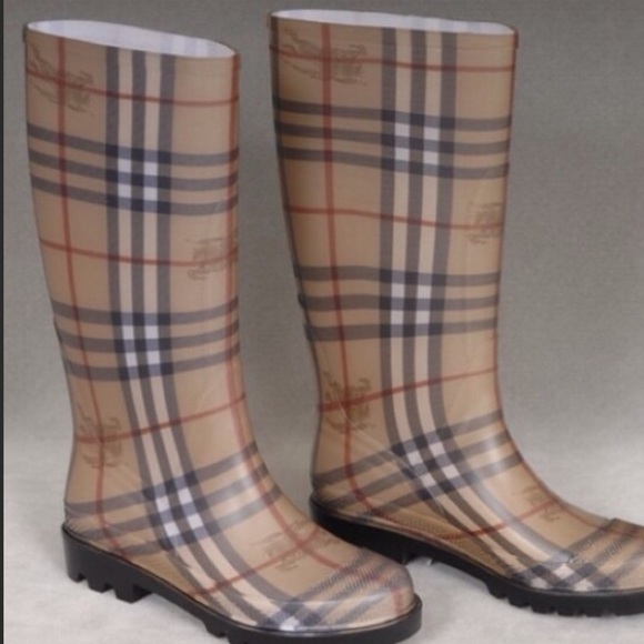 Burberry Shoes - BURBERRY Nova Check Rain 👢 Boots Fits 7.5 EC